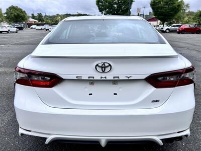 2021 Toyota Camry SE   - Photo 6 - Manassas, VA 20110