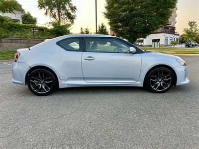 2014 Scion tC 10 Series   - Photo 4 - Manassas, VA 20110