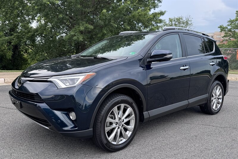 2018 Toyota RAV4 Limited Premium AWD - Photo 1 - Manassas, VA 20110