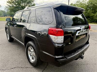 2012 Toyota 4Runner SR5   - Photo 8 - Manassas, VA 20110