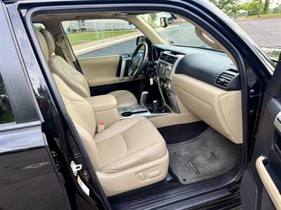 2012 Toyota 4Runner SR5   - Photo 16 - Manassas, VA 20110