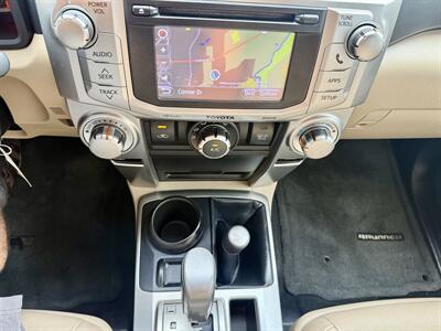 2012 Toyota 4Runner SR5   - Photo 11 - Manassas, VA 20110