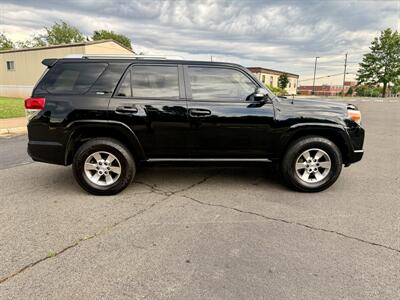 2012 Toyota 4Runner SR5   - Photo 5 - Manassas, VA 20110
