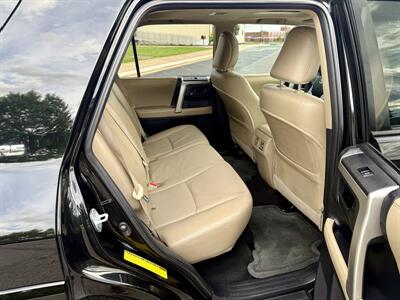 2012 Toyota 4Runner SR5   - Photo 17 - Manassas, VA 20110