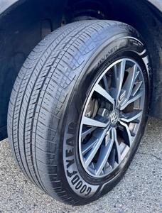 2020 Volkswagen Tiguan SE   - Photo 19 - Manassas, VA 20110