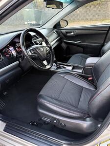 2015 Toyota Camry SE   - Photo 9 - Manassas, VA 20110