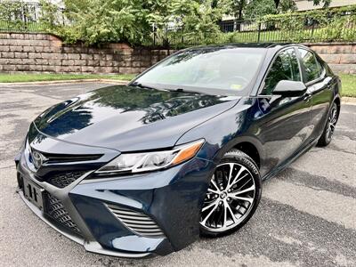 2020 Toyota Camry SE   - Photo 1 - Manassas, VA 20110