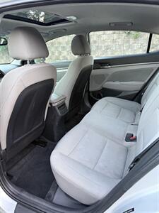 2018 Hyundai ELANTRA SEL   - Photo 14 - Manassas, VA 20110