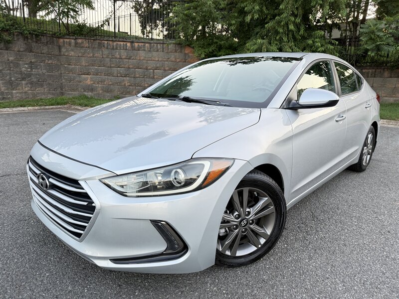 2018 Hyundai ELANTRA SEL - Photo 1 - Manassas, VA 20110