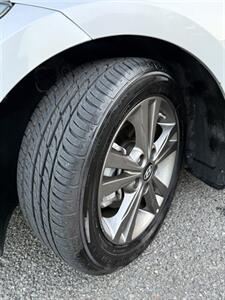 2018 Hyundai ELANTRA SEL   - Photo 18 - Manassas, VA 20110