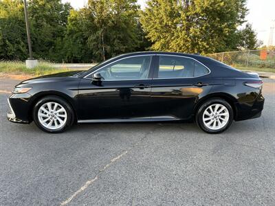 2021 Toyota Camry LE   - Photo 4 - Manassas, VA 20110