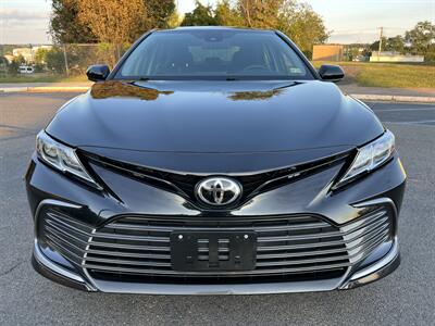 2021 Toyota Camry LE   - Photo 2 - Manassas, VA 20110