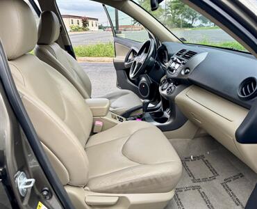 2010 Toyota RAV4 Limited  AWD - Photo 9 - Manassas, VA 20110