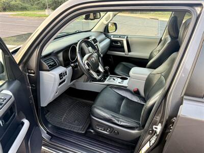 2011 Toyota 4Runner SR5   - Photo 13 - Manassas, VA 20110