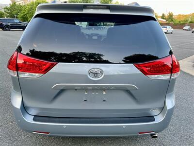 2012 Toyota Sienna XLE 8-Passenger   - Photo 7 - Manassas, VA 20110