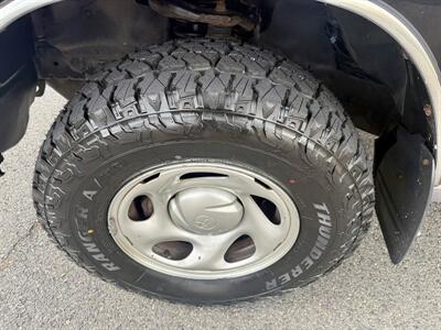2002 Toyota Sequoia SR5   - Photo 19 - Manassas, VA 20110
