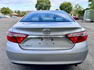 2016 Toyota Camry LE   - Photo 6 - Manassas, VA 20110