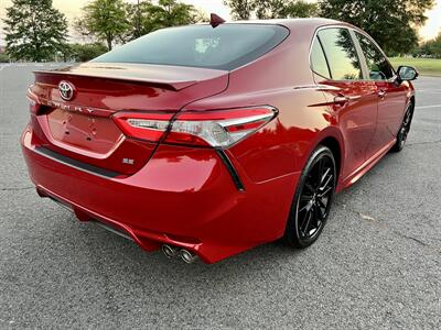 2020 Toyota Camry SE   - Photo 8 - Manassas, VA 20110