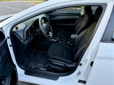 2020 Hyundai ELANTRA SEL   - Photo 12 - Manassas, VA 20110