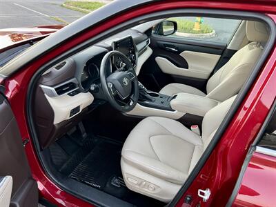 2020 Toyota Highlander Hybrid XLE   - Photo 13 - Manassas, VA 20110