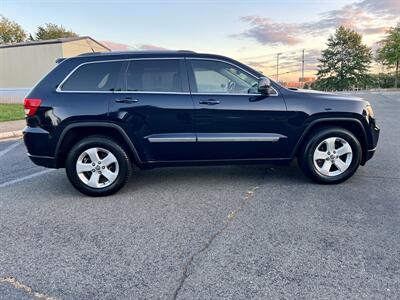 2011 Jeep Grand Cherokee Laredo   - Photo 4 - Manassas, VA 20110