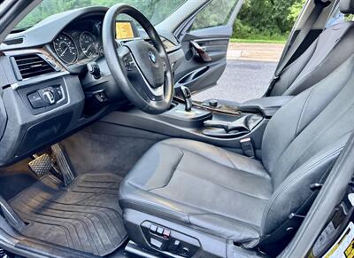 2015 BMW 328i xDrive  3 Series - Photo 12 - Manassas, VA 20110