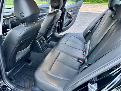 2015 BMW 328i xDrive  3 Series - Photo 15 - Manassas, VA 20110
