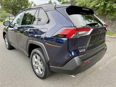 2023 Toyota RAV4 XLE   - Photo 7 - Manassas, VA 20110