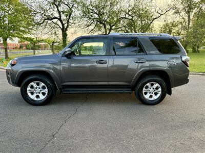 2018 Toyota 4Runner SR5   - Photo 4 - Manassas, VA 20110