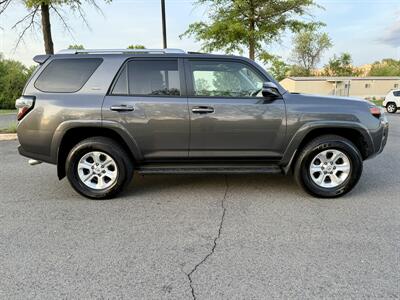 2018 Toyota 4Runner SR5   - Photo 5 - Manassas, VA 20110