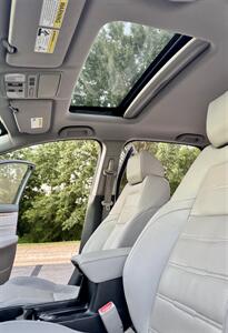 2017 Honda CR-V EX-L with NAV  AWD - Photo 14 - Manassas, VA 20110