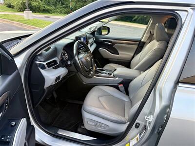 2021 Toyota Highlander Platinum   - Photo 14 - Manassas, VA 20110