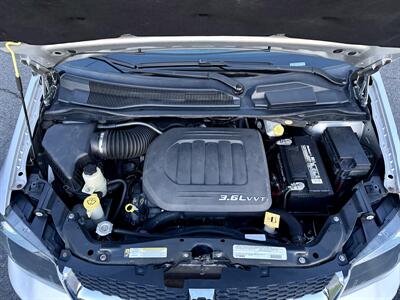 2012 Dodge Grand Caravan SXT   - Photo 17 - Manassas, VA 20110