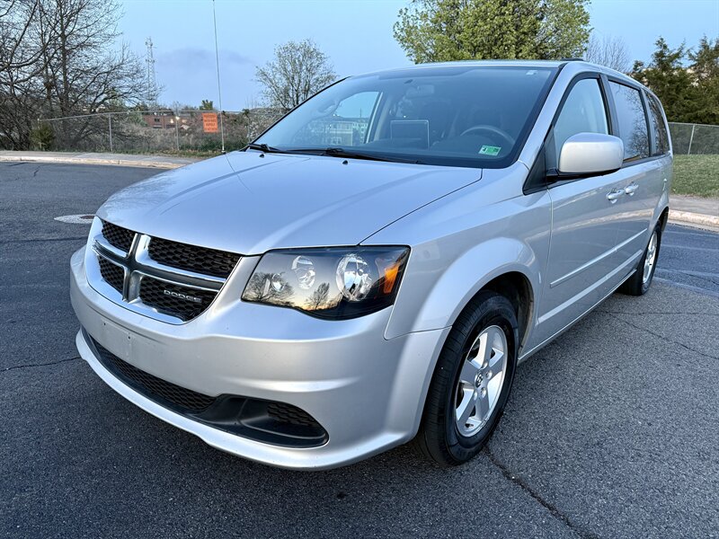 2012 Dodge Grand Caravan SXT - Photo 1 - Manassas, VA 20110