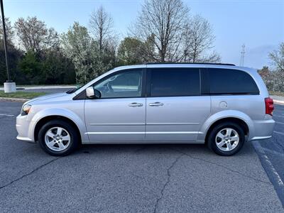 2012 Dodge Grand Caravan SXT   - Photo 4 - Manassas, VA 20110