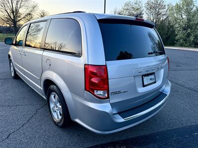 2012 Dodge Grand Caravan SXT   - Photo 6 - Manassas, VA 20110