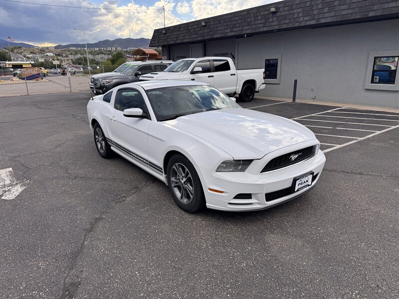 2014 Ford Mustang V6 Premium  