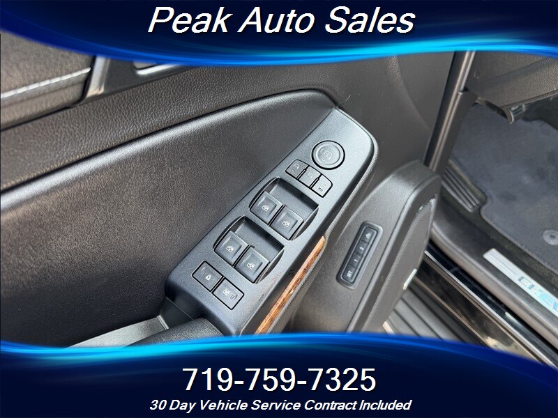 2015 Chevrolet Suburban LTZ - Photo 14 - Colorado Springs, CO 80907