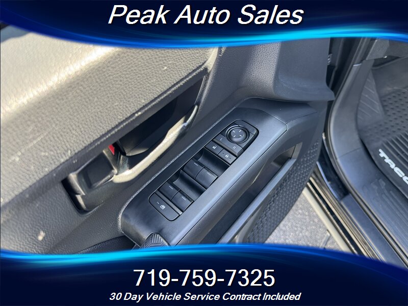 2024 Toyota Tacoma SR5 - Photo 14 - Colorado Springs, CO 80907