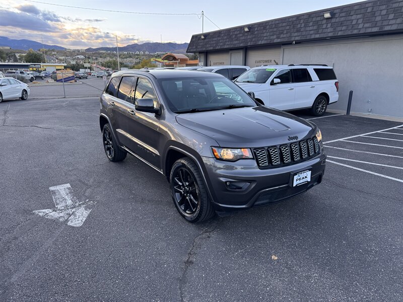 2017 Jeep Grand Cherokee