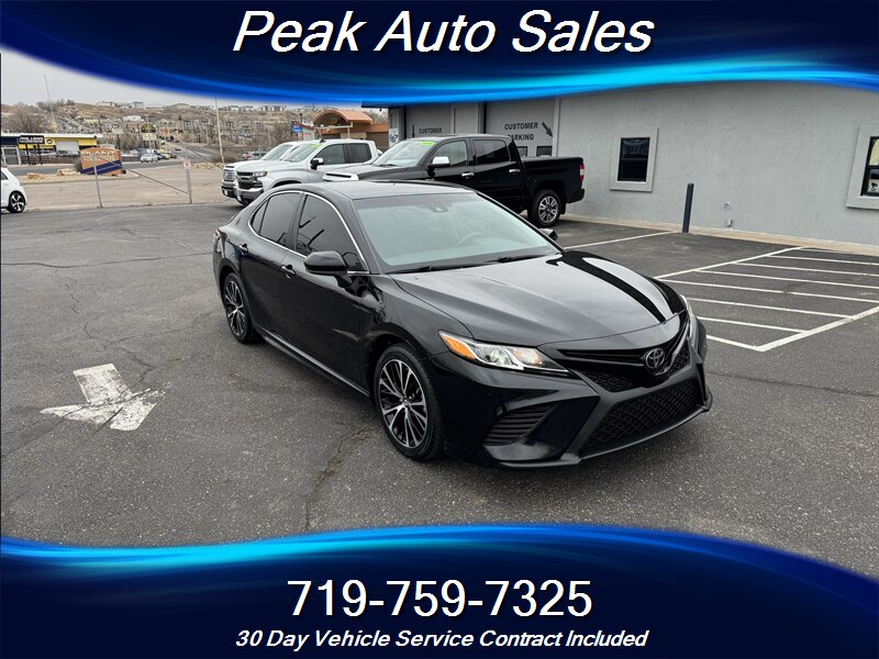 2018 Toyota Camry SE   - Photo 1 - Colorado Springs, CO 80907