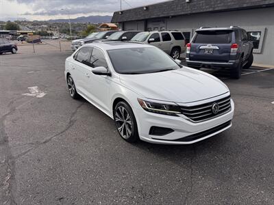 2022 Volkswagen Passat SE Sedan