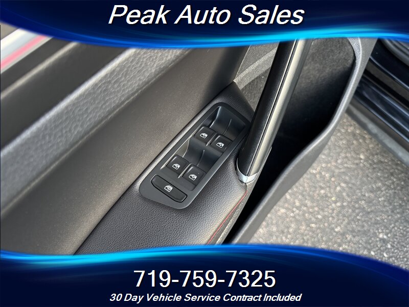 2018 Volkswagen Golf GTI SE - Photo 12 - Colorado Springs, CO 80907