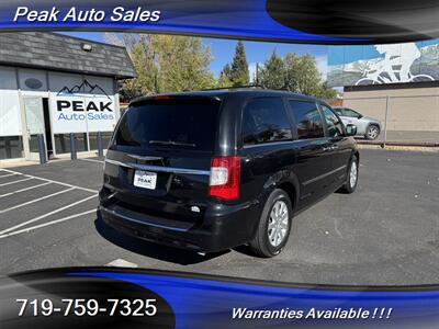 2016 Chrysler Town and Country Touring   - Photo 6 - Colorado Springs, CO 80907