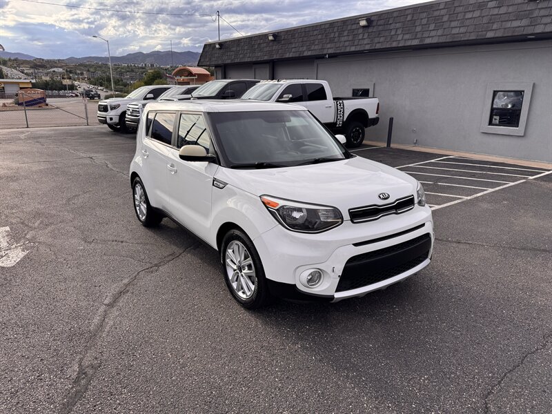 2017 Kia Soul + Plus