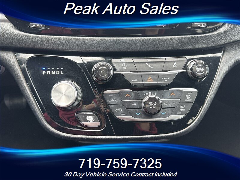 2018 Chrysler Pacifica Touring L - Photo 24 - Colorado Springs, CO 80907