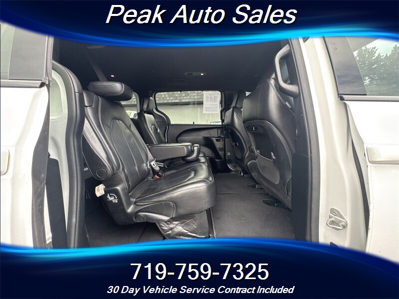 2018 Chrysler Pacifica Touring L - Photo 31 - Colorado Springs, CO 80907