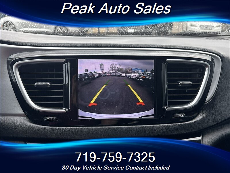 2018 Chrysler Pacifica Touring L - Photo 23 - Colorado Springs, CO 80907