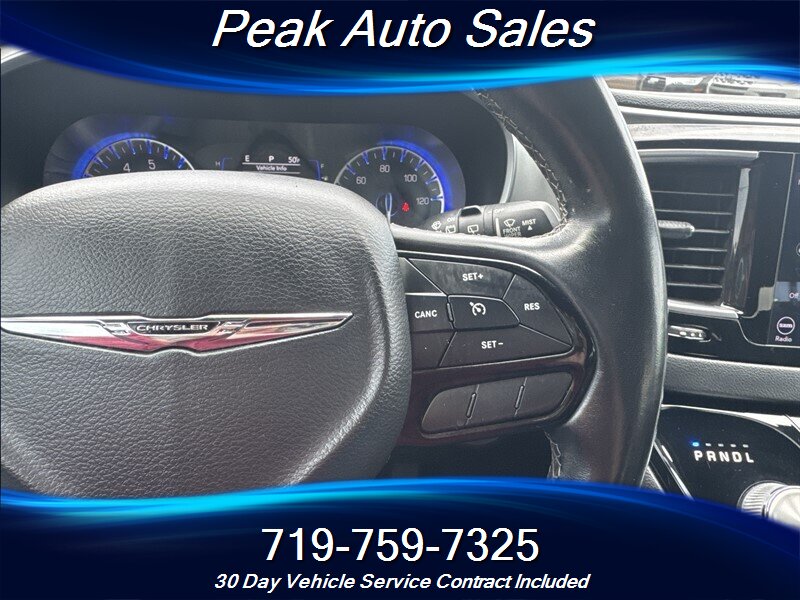 2018 Chrysler Pacifica Touring L - Photo 15 - Colorado Springs, CO 80907