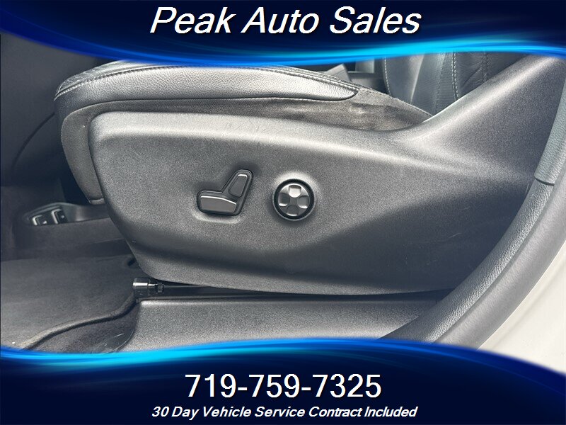 2018 Chrysler Pacifica Touring L - Photo 12 - Colorado Springs, CO 80907